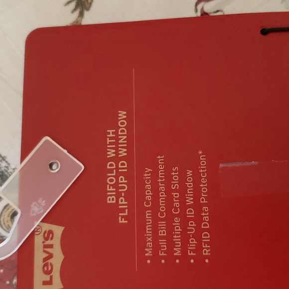 Levi's Wallet - Picture 2 of 5